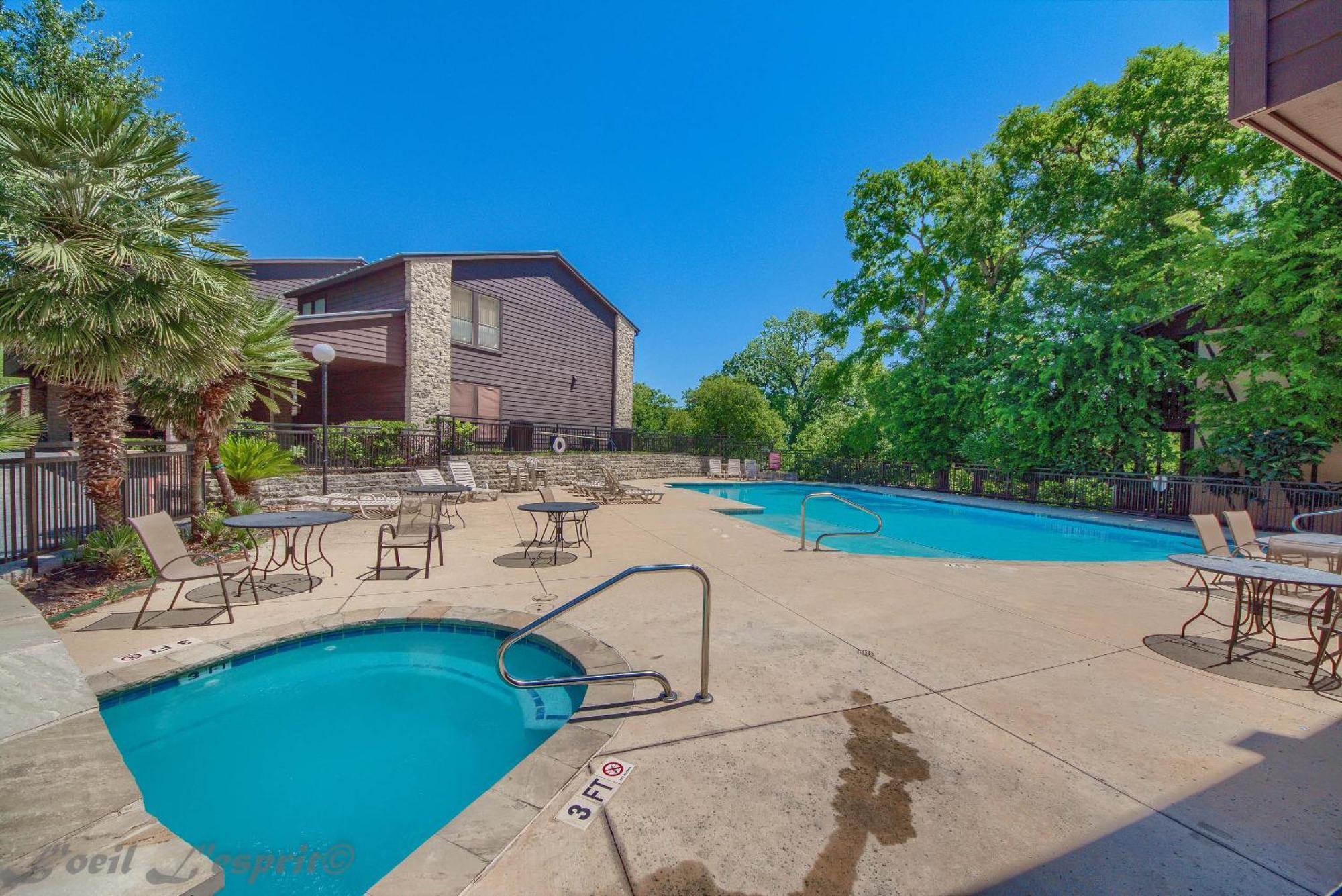 The Iron Cactus Condo On The Comal Cw C102 ニューブラウンフェルズ エクステリア 写真